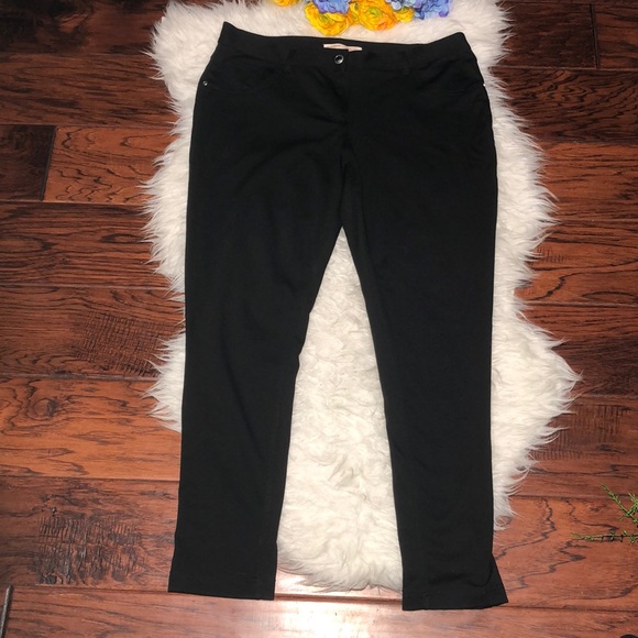 No Boundaries Women’s Black Stretch Pants 17 - Picture 7 of 10